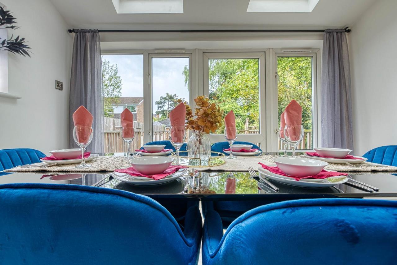 Apartment Spacious Nottingham Abode - Sleeps 16 *